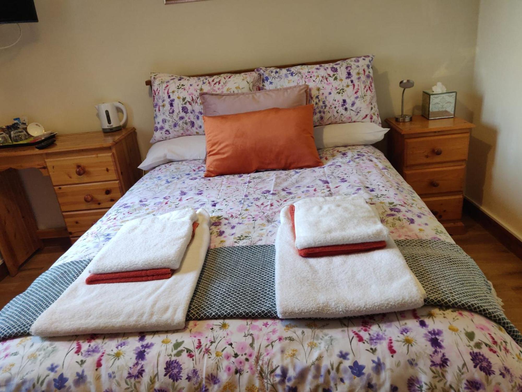 Beech Lodge B&B Lisheenanoran Esterno foto
